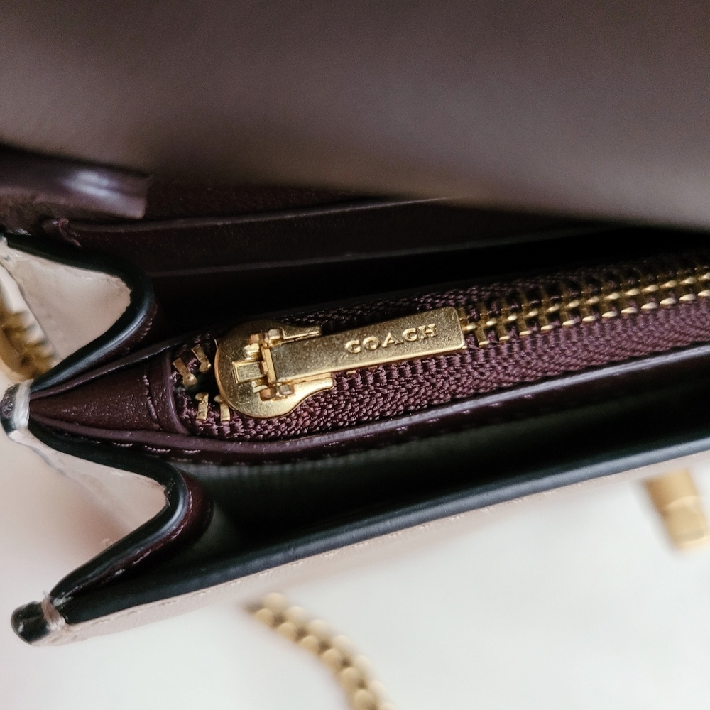 COACH  Riley Chain Clutch In Colorblock WALLET ON CHAIN - Picture 7 of 16